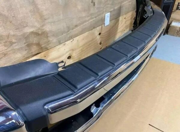 590418197_122178608336490420_790130744674240235_n F250/F350 Chrome Front Bumper