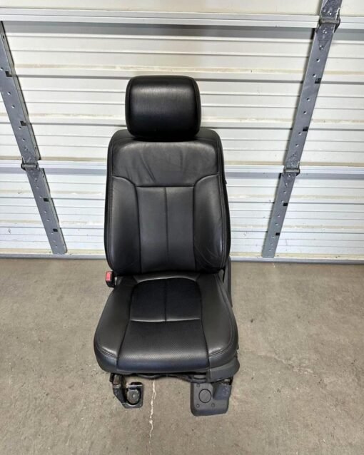 Snapinsta.app_453641788_3661621057501443_8887218083121464146_n_1080-1-510x638 Ford Black Seat