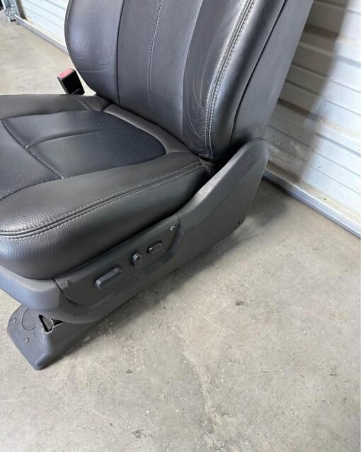 Snapinsta.app_453904307_2114034875638381_6502792838967675434_n_1080-1-510x638 Ford Black Seat