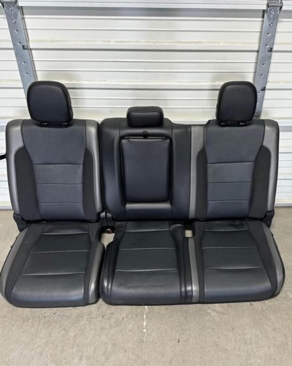 Snapinsta.app_453908204_1013952813792897_4964857594851308153_n_1080-1 Platinum Marsala Seats