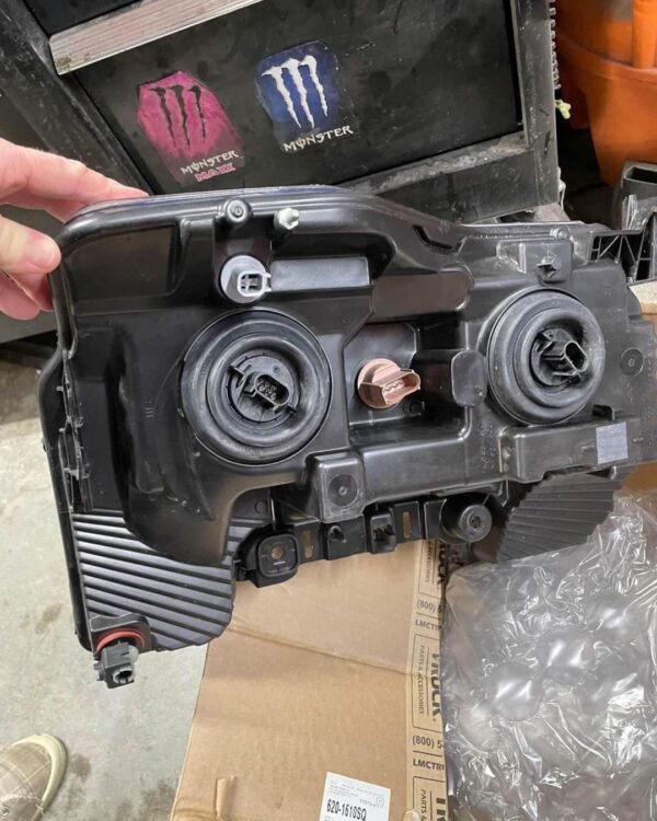 Right Headlight Assembly