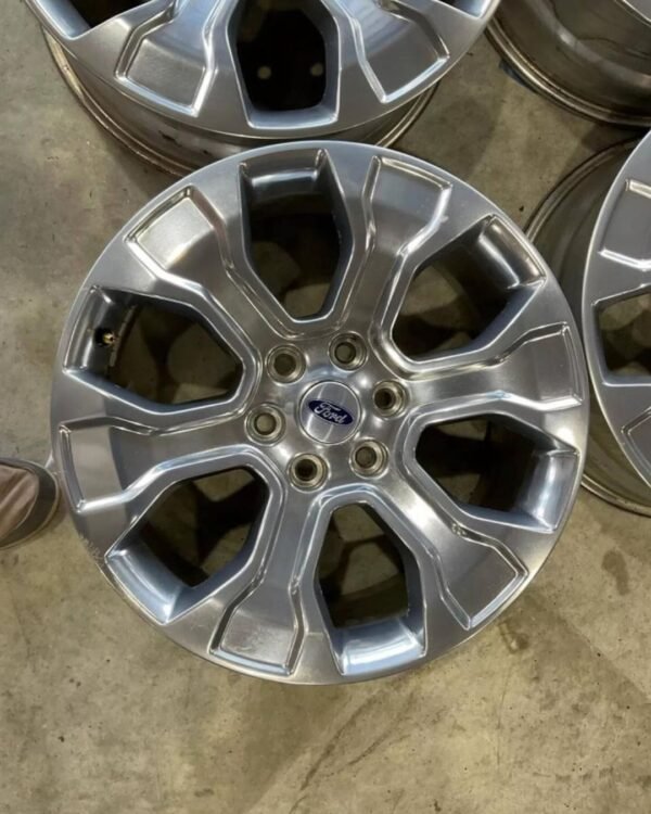 Snapinsta.app_449423886_490830680002240_3800126326131146735_n_1080 F150 20″ Wheels